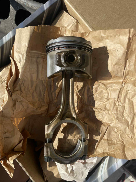2JZ-GTE Factory Pistons