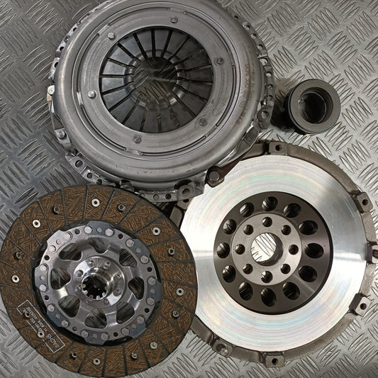 BMW 240MM PERFORMANCE CLUTCH AND FLYWHEEL